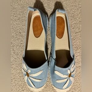 NWOT Espadrille Flats